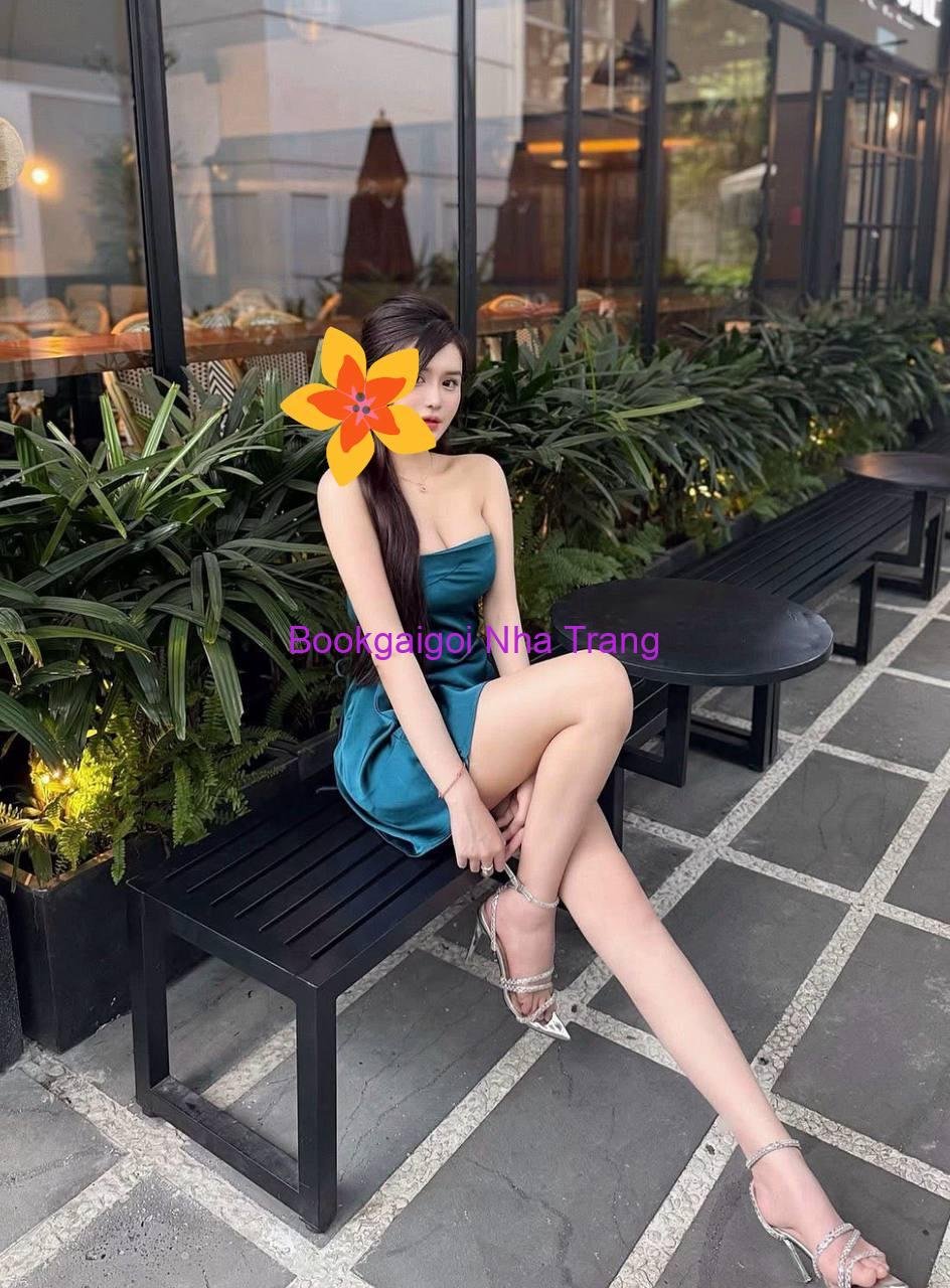Kiều Trinh – Nóng Bỏng, Đẳng Cấp Và Đầy Quyến Rũ Tại Nha Trang (8) Kiều Trinh – Nóng Bỏng, Đẳng Cấp Và Đầy Quyến Rũ Tại Nha Trang (8)