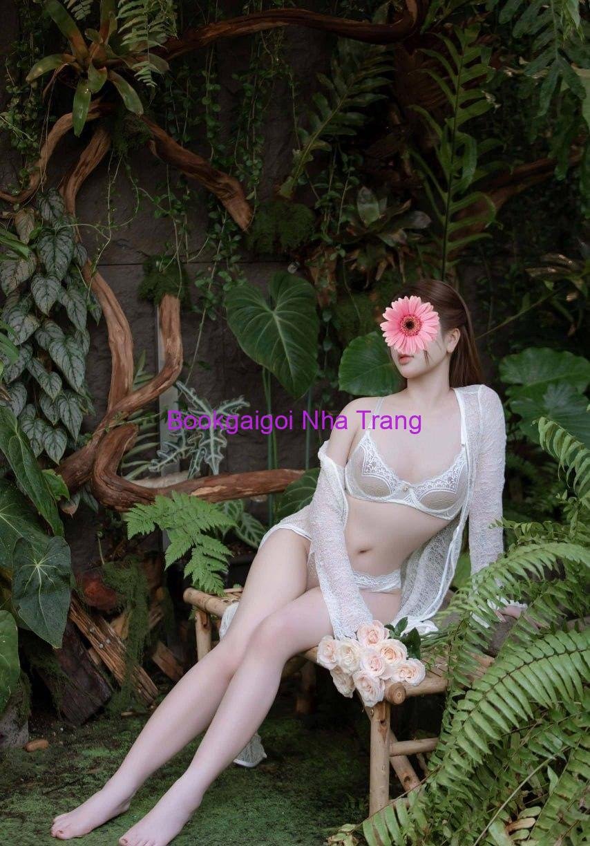 Mộc Trà - Hoa Khôi Xinh Đẹp Tinh Tế Tại Gái Gọi Xinh Đẹp Nha Trang (3)